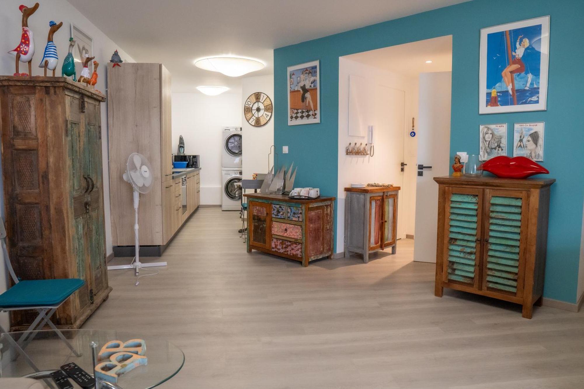 T2! 3 Ou 4 Personnes Centre Ville Neuf Avec Garage Sanary-sur-Mer Eksteriør bilde